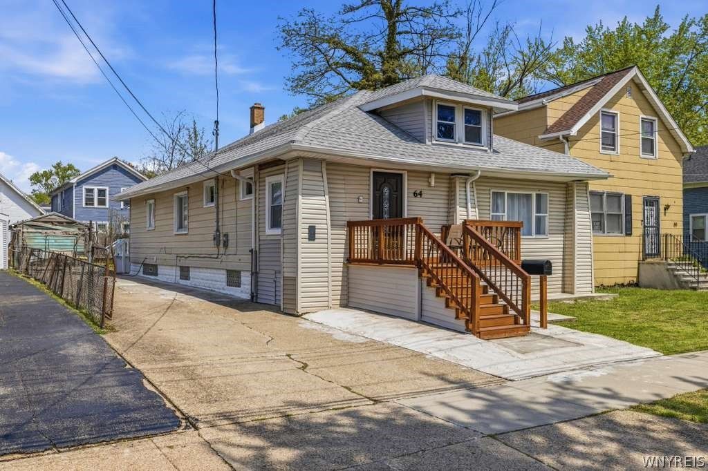 64 Hastings Avenue, Buffalo, NY 14215