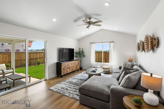 713 Spaniel Lane, Belgrade, MT 59714