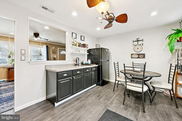 252 N DENNIS DR, Clayton, NJ 08312