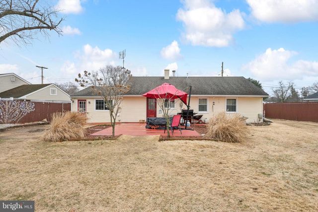 252 N DENNIS DR, Clayton, NJ 08312