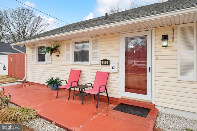 252 N DENNIS DR, Clayton, NJ 08312