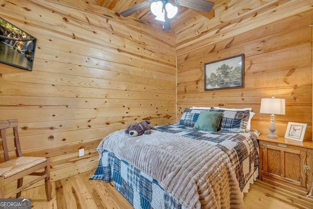 106 River Vista Drive, Dillard, GA 30537