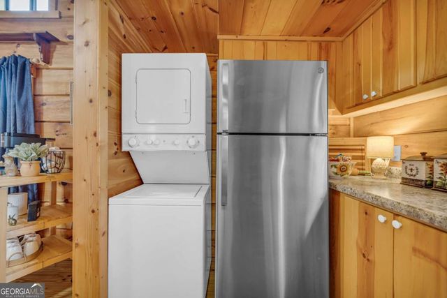 106 River Vista Drive, Dillard, GA 30537