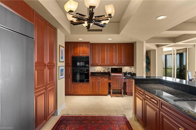 8787 Bay Colony DR # 603, Naples, FL 34108