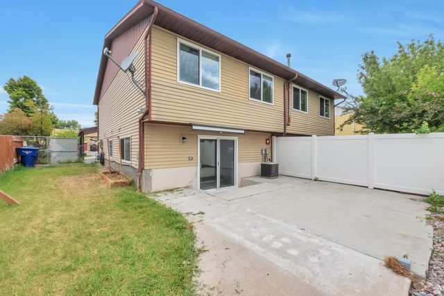 4719 S CATHAY CIR, Taylorsville, UT 84123
