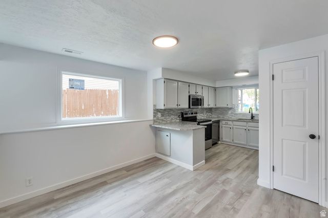4719 S CATHAY CIR, Taylorsville, UT 84123