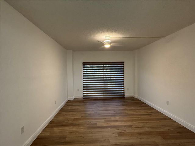 3850 Washington Street 102, Hollywood, FL 33021