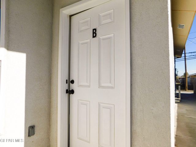 8940 Ankerson Street A & B, El Paso, TX 79904