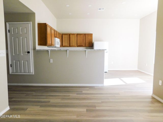 8940 Ankerson Street A & B, El Paso, TX 79904