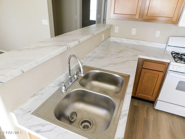 8940 Ankerson Street A & B, El Paso, TX 79904