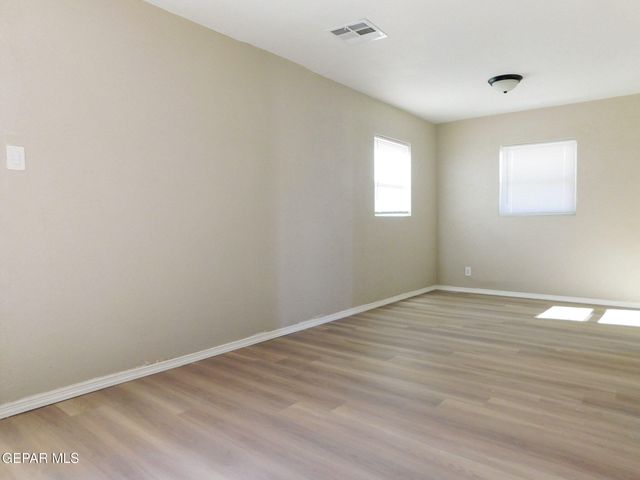 8940 Ankerson Street A & B, El Paso, TX 79904