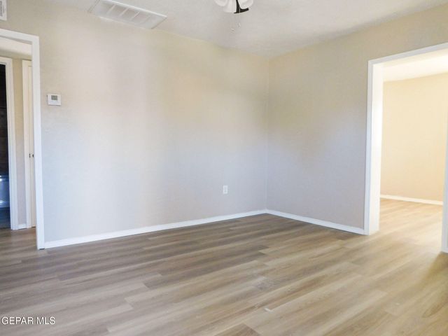 8940 Ankerson Street A & B, El Paso, TX 79904