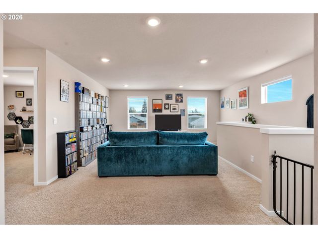 123 QUARTZ Way, Kalama, WA 98625