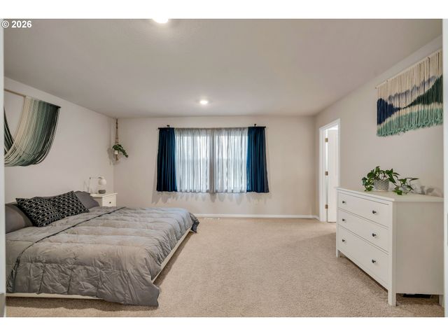 123 QUARTZ Way, Kalama, WA 98625