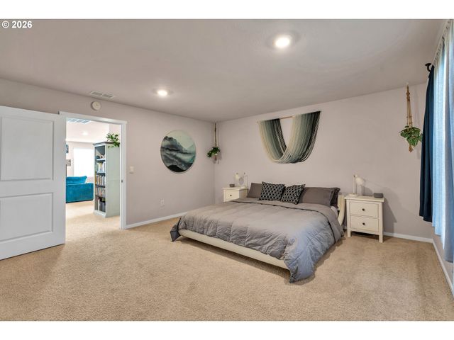 123 QUARTZ Way, Kalama, WA 98625