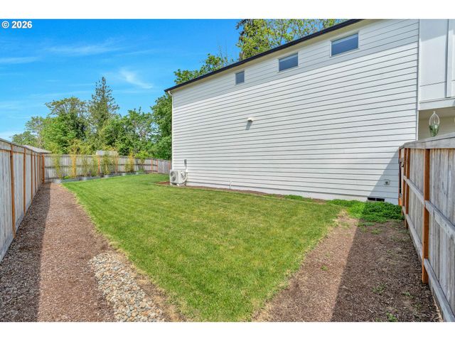 123 QUARTZ Way, Kalama, WA 98625