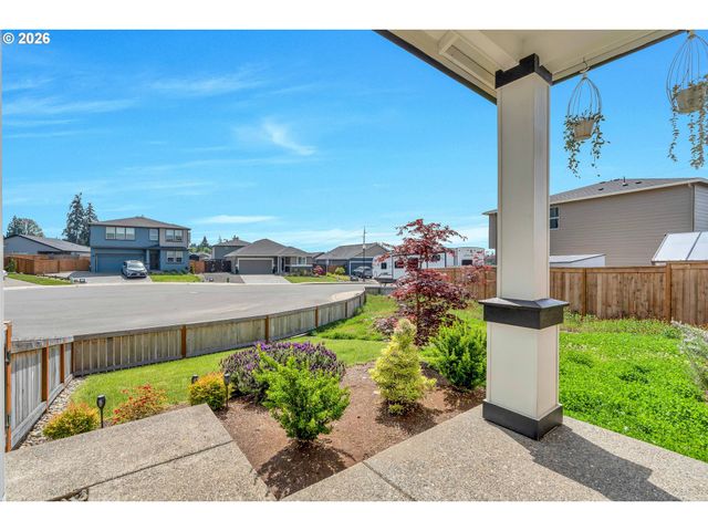 123 QUARTZ Way, Kalama, WA 98625
