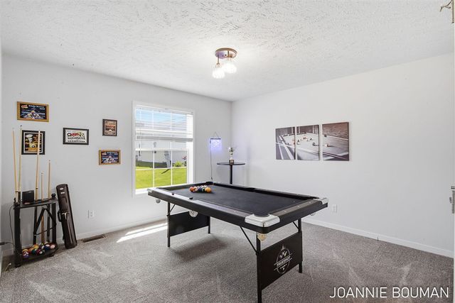 5230 E Sunfield Lane, Holland, MI 49423
