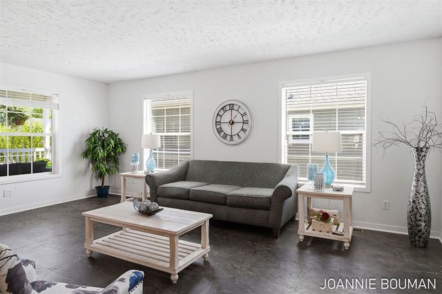 5230 E Sunfield Lane, Holland, MI 49423