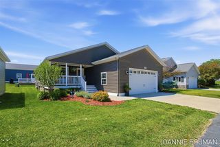5230 E Sunfield Lane, Holland, MI 49423