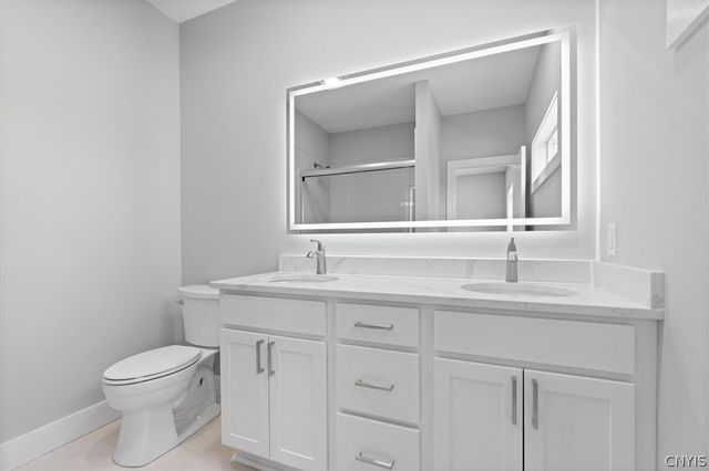 6208 Leslieanne Path, Cicero, NY 13039
