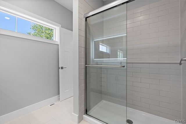6208 Leslieanne Path, Cicero, NY 13039