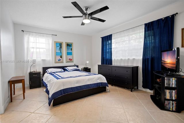 4411 NW 16th St F201, Lauderhill, FL 33313