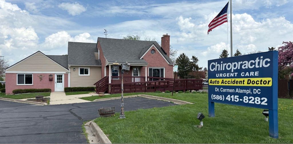 31500 Schoenherr Road, Warren, MI 48088