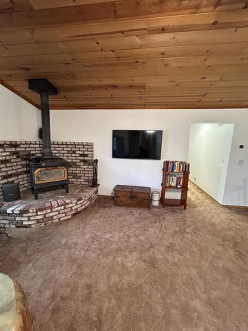 3441 Spirit Ln, Pollock Pines, CA 95726