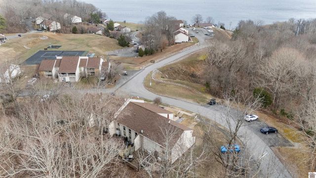 328 Champion Hills Rd Unit 3B, Kuttawa, KY 42055