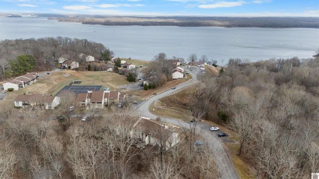 328 Champion Hills Rd Unit 3B, Kuttawa, KY 42055