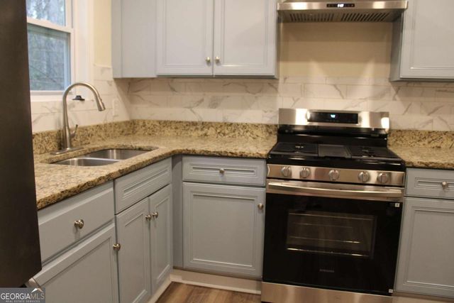 135 Omega Drive, Lawrenceville, GA 30044