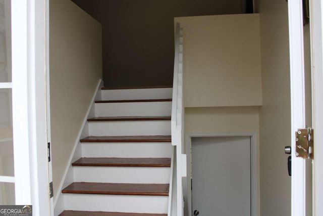 135 Omega Drive, Lawrenceville, GA 30044