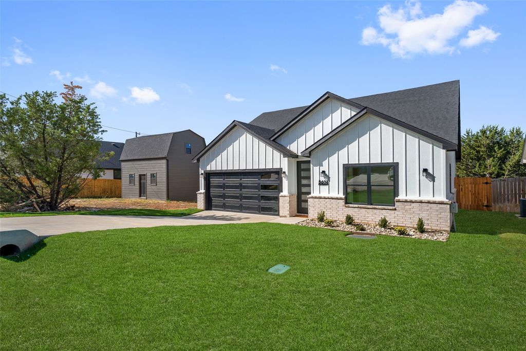 5614 San Jacinto Drive, Granbury, TX 76048 — photo 3