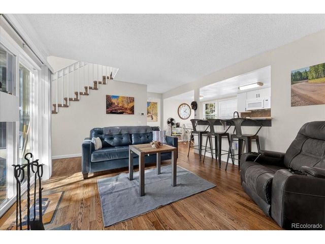 2011 S Helena St D, Aurora, CO 80013