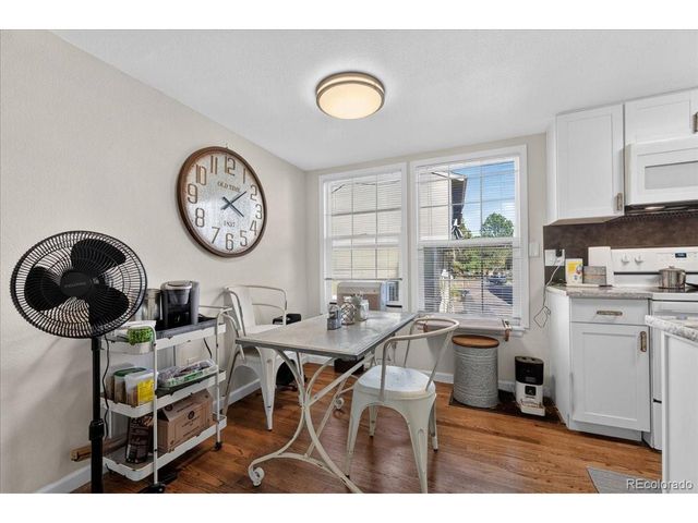 2011 S Helena St D, Aurora, CO 80013