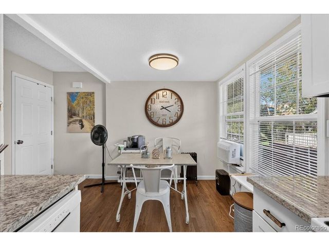 2011 S Helena St D, Aurora, CO 80013