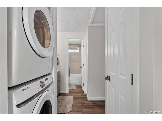 2011 S Helena St D, Aurora, CO 80013