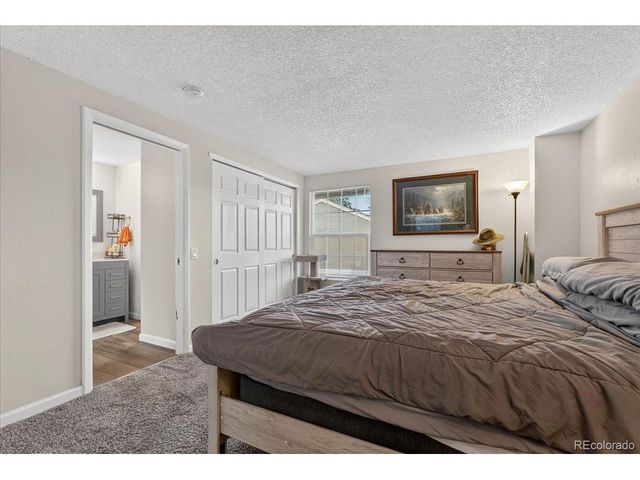 2011 S Helena St D, Aurora, CO 80013