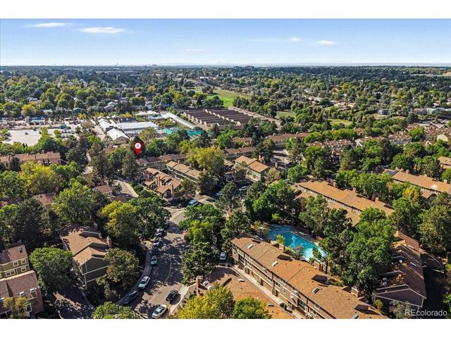 2011 S Helena St D, Aurora, CO 80013