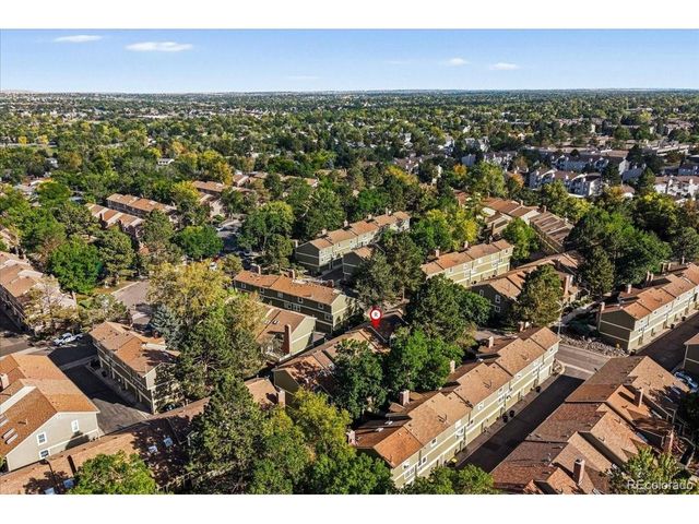 2011 S Helena St D, Aurora, CO 80013