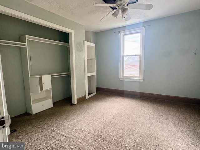 436 W SAVORY ST, Pottsville, PA 17901