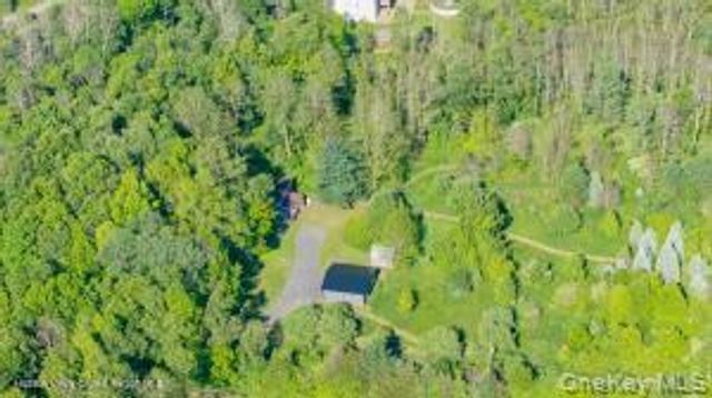 884 Camby Road, Millbrook, NY 12545