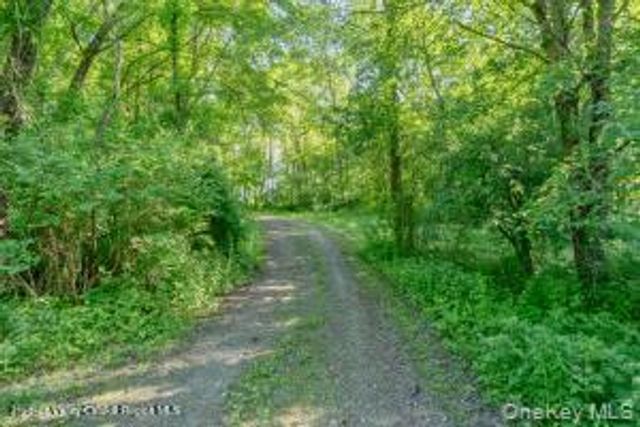 884 Camby Road, Millbrook, NY 12545