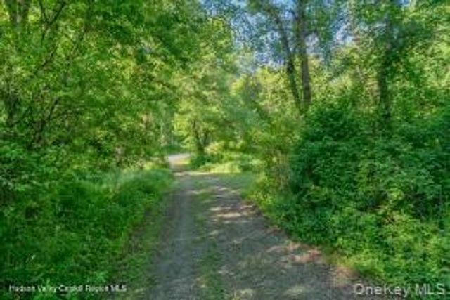 884 Camby Road, Millbrook, NY 12545