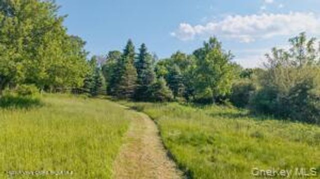 884 Camby Road, Millbrook, NY 12545