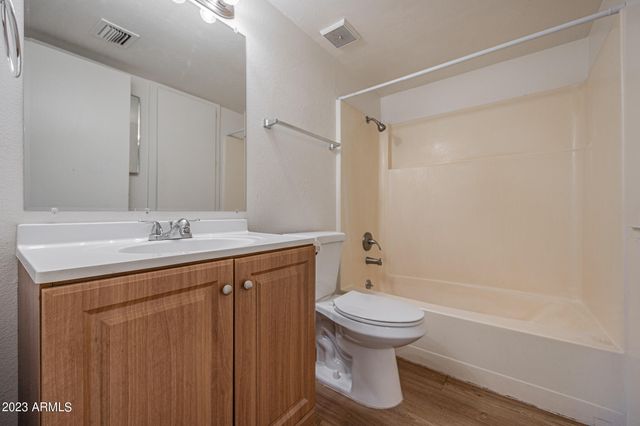 925 W PEORIA Avenue 29, Phoenix, AZ 85029