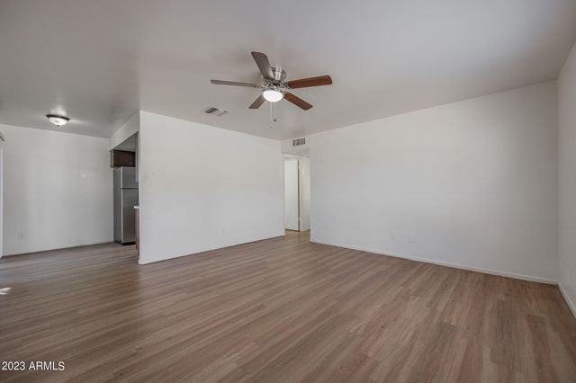 925 W PEORIA Avenue 29, Phoenix, AZ 85029