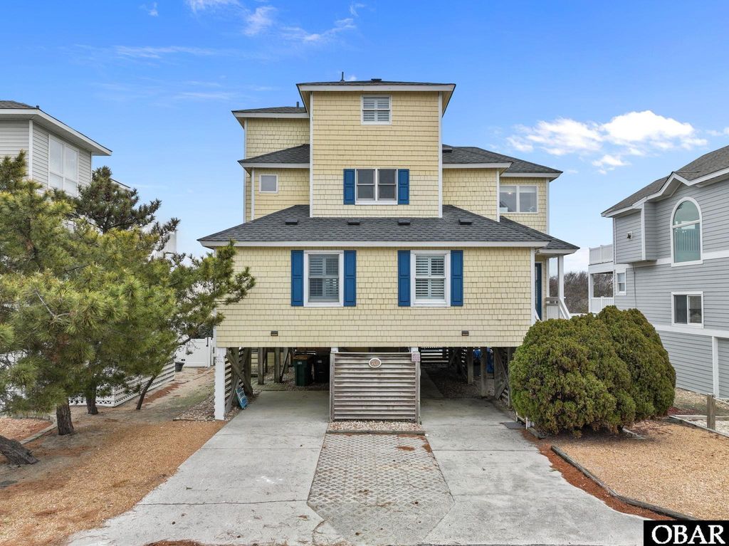 Image 1 of property listing at 701 Spinnaker Arch Lot #63, Corolla, NC 27927