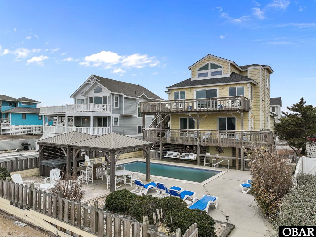 Image 32 of property listing at 701 Spinnaker Arch Lot #63, Corolla, NC 27927
